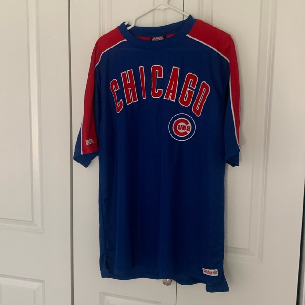 New with tags, Chicago Cubs jersey! - Picture 4 of 5